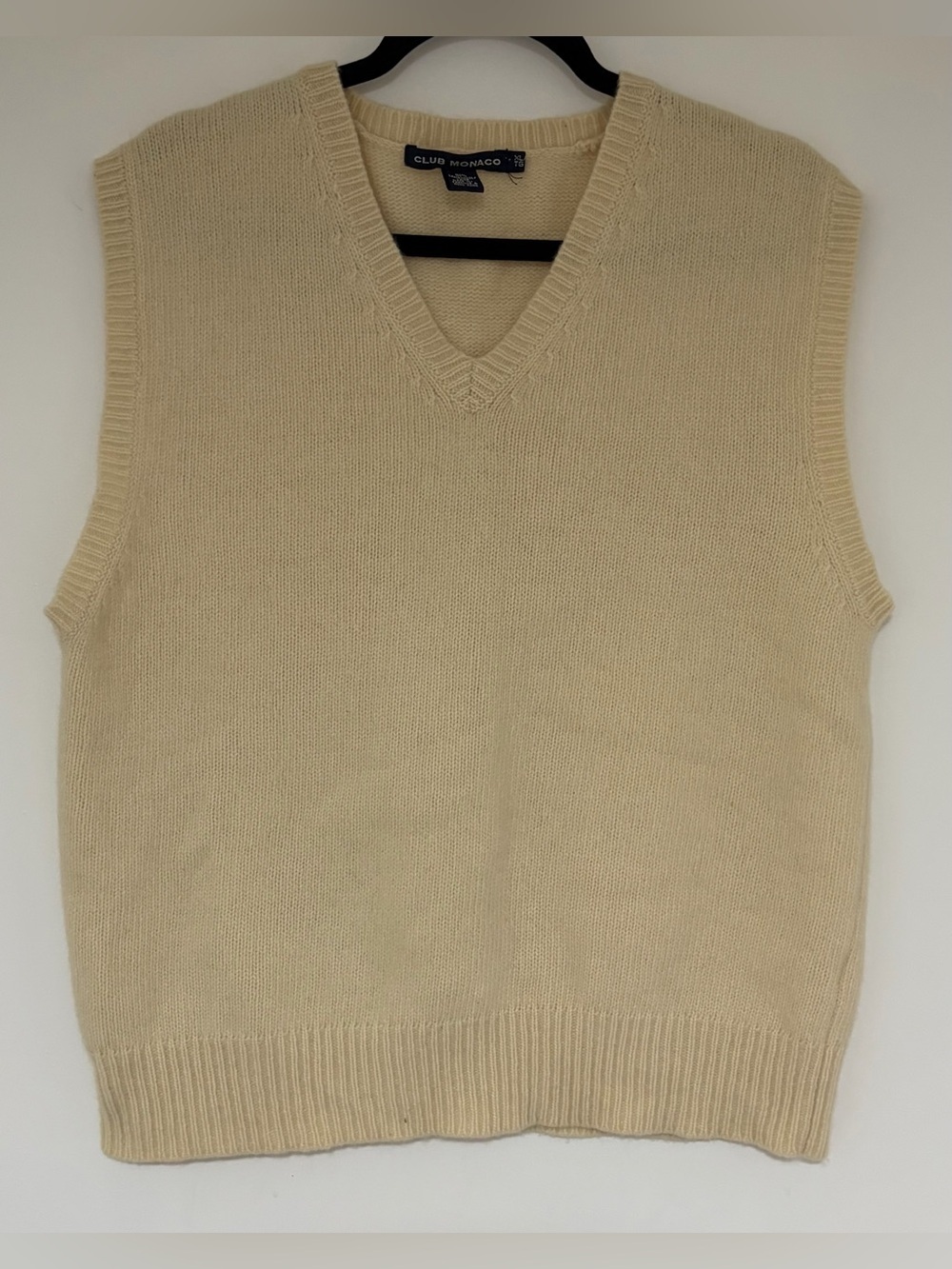 Club Monaco Men’s 100% Lambs Wool Cream Sweater Vest Size XL